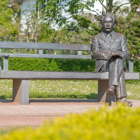 V54 - With Parking By Interhome *